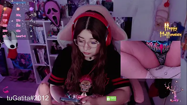 Pink girl0n online show from October 26, 2025, 10:32 pm