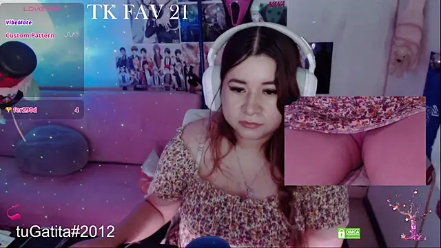 Pink girl0n online show from April 6, 2026, 4:46 am