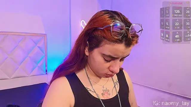 Naomy tay1 online show from November 13, 2025, 3:32 am