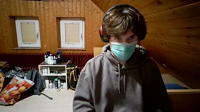 Imagerysin23 online show from February 5, 2026, 5:31 pm