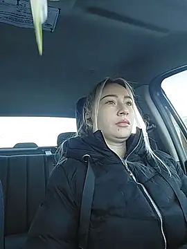 Snapshot of Reina_Cummings chatting on February 3, 2026, 6:22 am Reina Cummings online show from February 3, 2026, 6:22 am