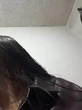 aysel 27 online show from January 6, 2026, 3:43 am