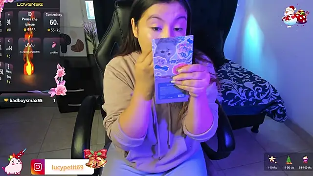 LucyPetit online show from January 14, 2026, 1:15 pm