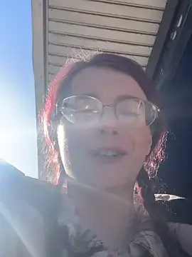 raen001 online show from April 13, 2026, 9:24 am