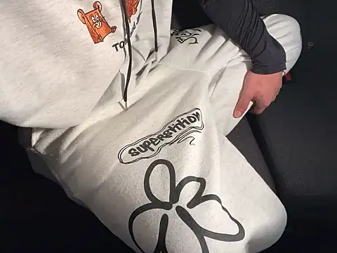 CAMEL1913 online show from November 7, 2025, 6:01 pm