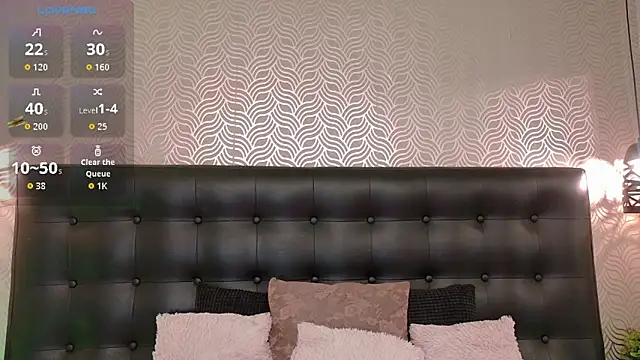 Sharonevanss  online show from February 11, 2026, 8:31 pm