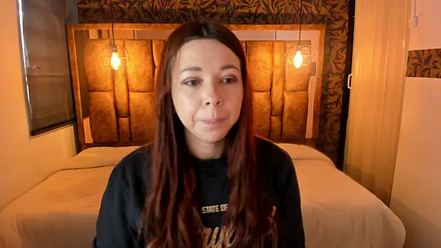 Isa Thompson   online show from November 29, 2025, 12:05 pm