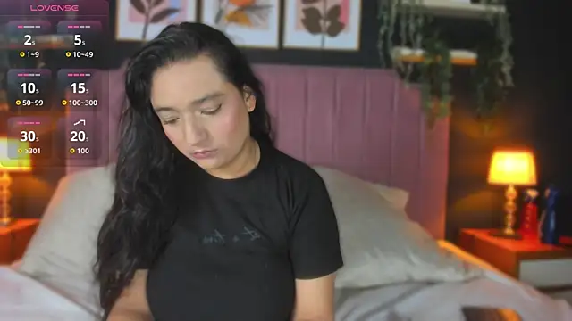 scarlet dh online show from April 14, 2026, 11:43 pm