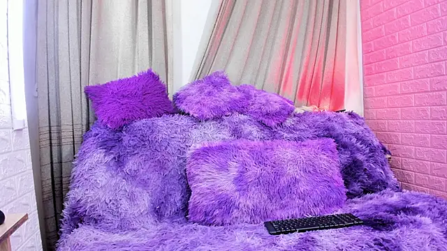 aliaandadara online show from September 13, 2025, 2:22 am