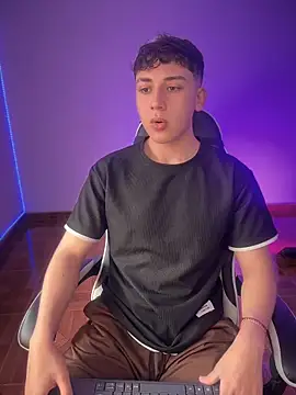 Casper   kyy online show from December 5, 2025, 3:10 pm