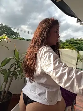 Snapshot of lana_rousse01 chatting on October 27, 2025, 9:27 pm lana rousse01 online show from October 27, 2025, 9:27 pm