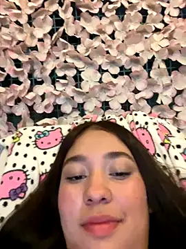 Snapshot of lana_rousse01 chatting on September 29, 2025, 12:06 am lana rousse01 online show from September 29, 2025, 12:06 am