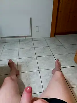 Snapshot of Lavoieya chatting on October 23, 2025, 5:28 am Lavoieya online show from October 23, 2025, 5:28 am