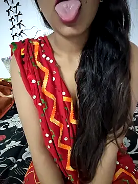HOTSEXY KAVYA online show from November 18, 2025, 3:26 pm