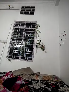 HOTSEXY KAVYA online show from March 18, 2026, 4:48 am