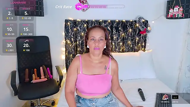 evvaa moon69 online show from December 2, 2025, 12:18 pm