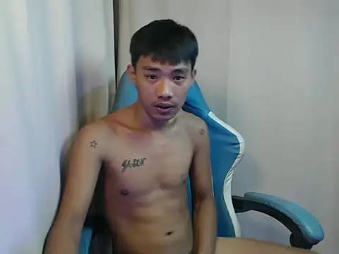 Snapshot of urasianjason chatting on February 1, 2026, 11:41 am urasianjason online show from February 1, 2026, 11:41 am