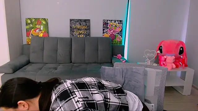 Snapshot of queenofthesense_ chatting on February 13, 2026, 10:37 am queenofthesense online show from February 13, 2026, 10:37 am