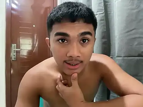 pinoyAdrianneXXX online show from May 28, 2026, 12:29 am