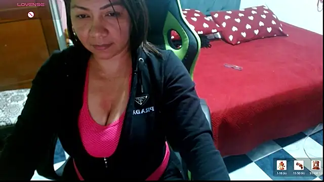 hiilarybrown online show from May 9, 2026, 2:04 am