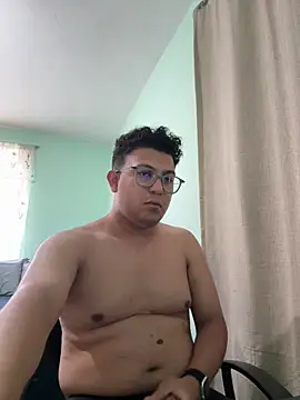 Snapshot of JaviSala chatting on April 20, 2026, 6:53 pm JaviSala online show from April 20, 2026, 6:53 pm
