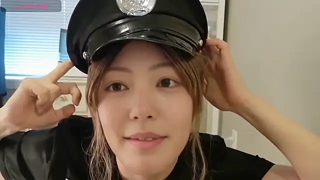 Nana with online show from January 31, 2026, 8:07 pm