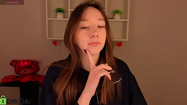 Miche1le Allenne online show from February 8, 2026, 1:03 am