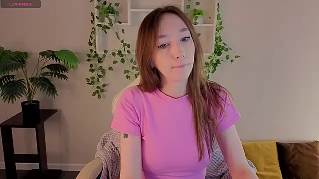 Miche1le Allenne online show from December 1, 2025, 1:06 am