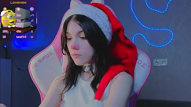 Sophie SkyAngel online show from December 19, 2025, 2:19 pm