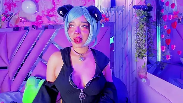 Akane Hikari  online show from March 4, 2026, 5:04 am