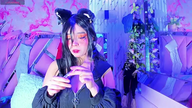 Akane Hikari  online show from December 21, 2025, 3:30 am