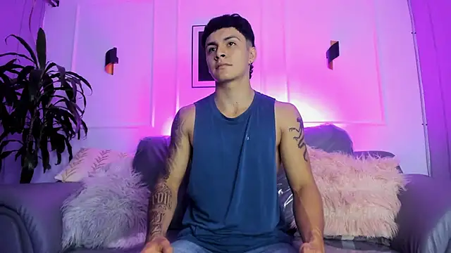 Leo santoro online show from February 16, 2026, 1:54 pm