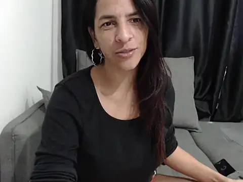 kelmacettare online show from October 27, 2025, 5:25 pm