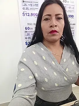 PAULA20- online show from November 26, 2025, 12:38 pm