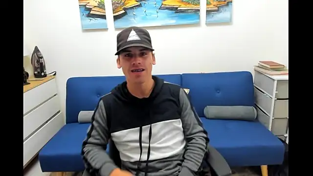 alex-golden online show from September 17, 2025, 1:13 pm