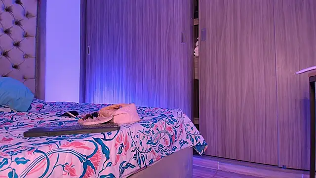 dreamsussi online show from January 8, 2026, 1:00 am