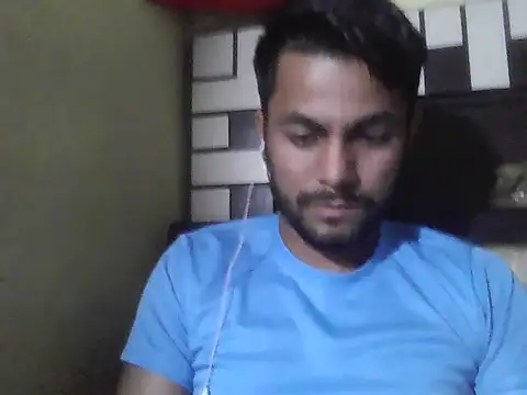 ursdreamperson online show from December 17, 2025, 4:23 pm