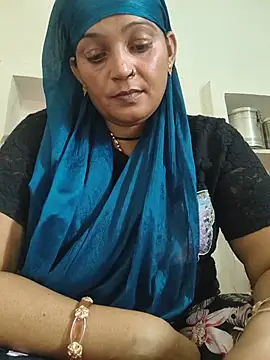 Snapshot of Chhaya_hot chatting on July 7, 2026, 6:47 am Chhaya hot online show from July 7, 2026, 6:47 am