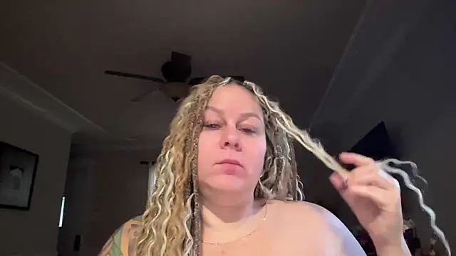 number1slut online show from March 17, 2026, 1:36 pm