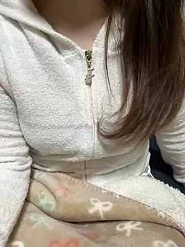mayu06000 online show from April 1, 2026, 3:31 pm