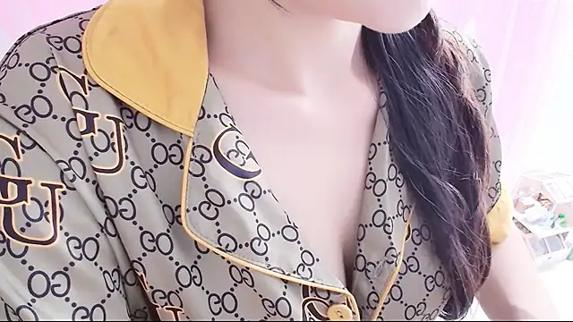 Snapshot of mylove20022 chatting on March 1, 2026, 11:10 am mylove20022 online show from March 1, 2026, 11:10 am