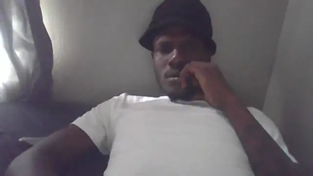 cuminsidebby online show from December 17, 2025, 2:22 pm