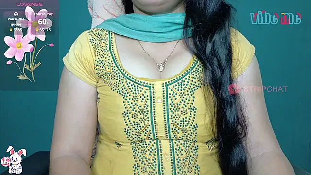 Snapshot of megHana_teLugGu chatting on September 22, 2025, 10:10 am megHana teLugGu online show from September 22, 2025, 10:10 am