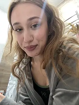 Snapshot of yourfavpsy_ chatting on March 25, 2026, 11:42 am yourfavpsy online show from March 25, 2026, 11:42 am