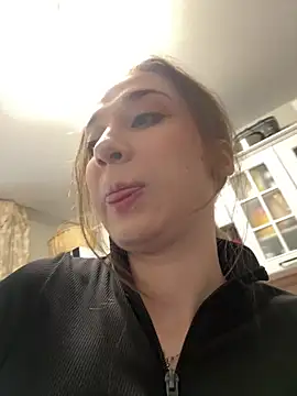 yourfavpsy  online show from May 5, 2026, 3:04 pm