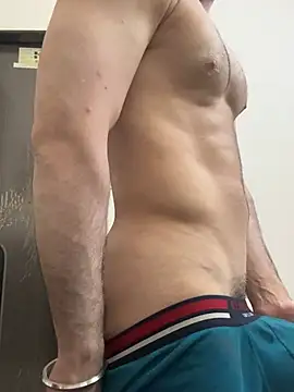 Snapshot of FitNhot_sam chatting on July 20, 2026, 8:32 am FitNhot sam online show from July 20, 2026, 8:32 am