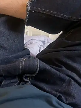 Snapshot of FitNhot_sam chatting on November 2, 2025, 2:00 pm FitNhot sam online show from November 2, 2025, 2:00 pm