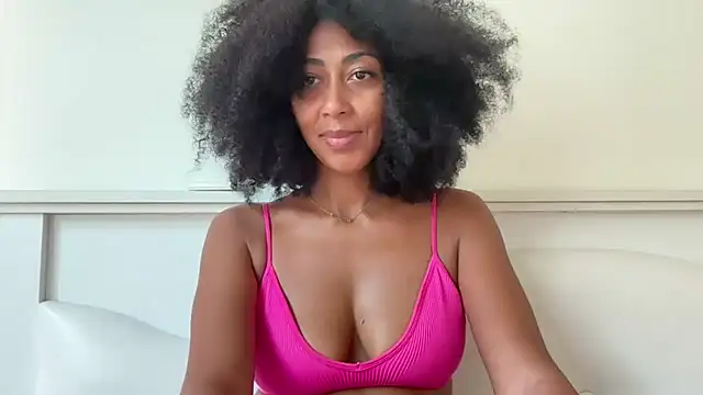 Snapshot of Vaylisse chatting on September 30, 2025, 5:13 am Vaylisse online show from September 30, 2025, 5:13 am