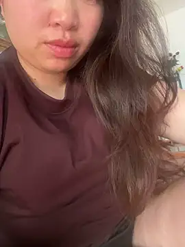 Nhung584 online show from April 5, 2026, 12:06 am