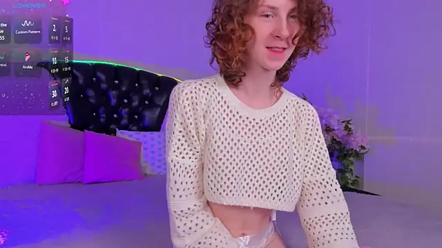 M1BabyG1rl online show from November 15, 2025, 2:32 pm